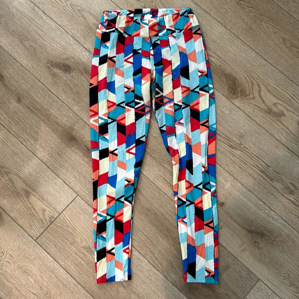 One size LuLaRoe leggings